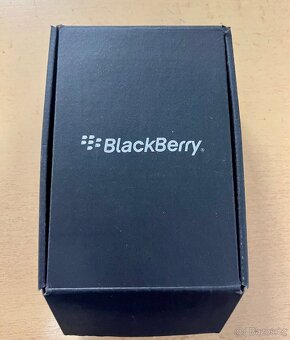 telefon Blackberry Torch 9860 - 4