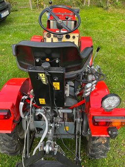 🚜 Malotraktor MT8-132-2 – 4×4 - 4
