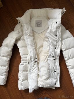 Péřová bunda ESPRIT bílá vel. 38 - 4