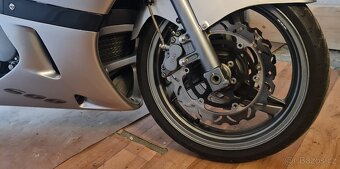 KAWASAKI ZZR 600 - 4