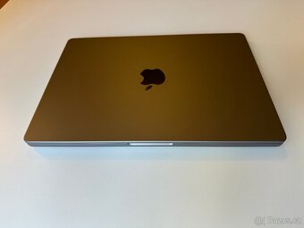 Apple MacBook Pro 14” 2023 M3/512GB/BATERIE 100% - 7 CYKLŮ - 4