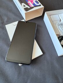 samsung galaxy a10 - 4