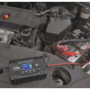Usměrňovač 12V a 24V nabíječka baterií do auta - 4