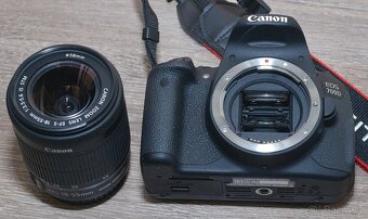 Canon EOS 700D + EF-S 18-55mm IS STM 4500 Exp. - 4