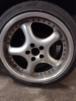 Alu. kola MIM 8Jx17 H2, ET 35, rozteč děr 5x100. - 4