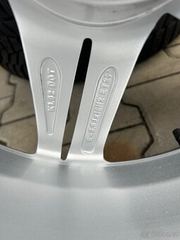 Audi - 4