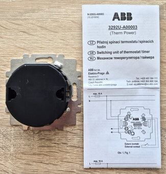 Pokojový univerzální programovatelný termostat ABB – 4 ks - 4