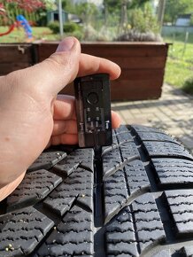 Goodride Zuper Snow Z-507 225/40 R19 93V - 4