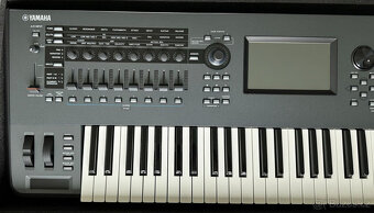 Yamaha Montage 6 syntezátorů 61 kláves + 3 zvukové knihovny - 4
