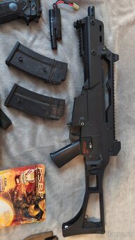 Airsoft pistole + vybavení - 4