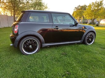 Prodám Mini One, typ 2011,motor 1,6 benzin 55kW - 4