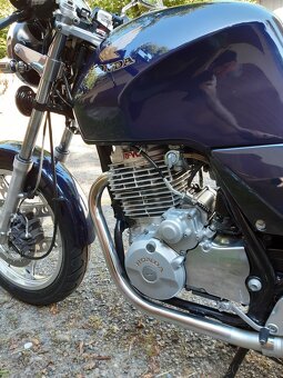 HONDA XBR 500S - 4