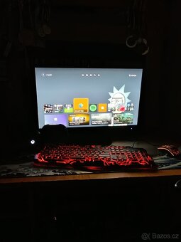 Celej gaming setup - 4