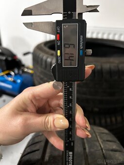 225/40ZR18 92Y 7.5Jx18/ET55 / D/C1 Letní pneu MICHELIN - 4