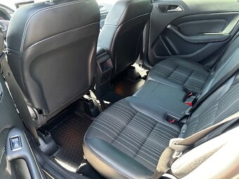 Mercedes-Benz B200 1.6i 115kw, r.2013, serviska - 4