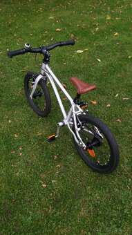 Velice Lehké Dětské kolo EARLY RIDER BELTER 16" můžu POSLAT - 4