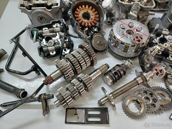 KTM LC8 990 - MOTOR NA DÍLY - 4