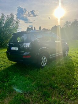 Mitsubishi Outlander 2.4 benzín - 4