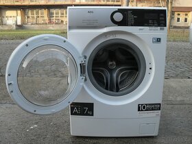 SLIM/ÚZKÁ PRAČKA-45CM AEG S PŘEDNÍM PLNĚNÍM 7KG,STÁŘÍ ROK - 4