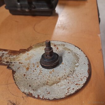 Díly z nějakého USA vozu , stewart - 4