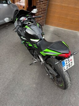 Kawasaki Ninja 300 - 4