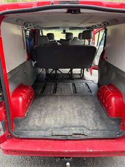 Renault Trafic passenger - 4