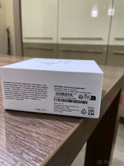 AirPods 2. generace USB-C - 4