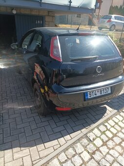 Fiat Punto Evo, 1.4i (benzín) 57kw. Nová STK BEZ KOROZE - 4