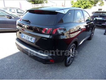 PEUGEOT 3008 II (2) HYbrid 225 ALLURE E-EAT8 rok 2021 - 4