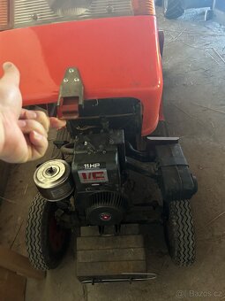 Malotraktor MT8 -070 Míní 11 HP - 4
