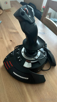 🎮 Thrustmaster herní set - 4