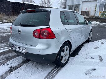 VW Golf V 1.6i 75kW - 4