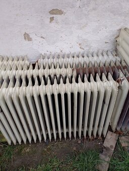 Staré železné a litinové radiátory - 4