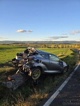 Renault Megane 3 rs ND - 4