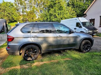 BMW X5 e70 s vadou motoru - 4