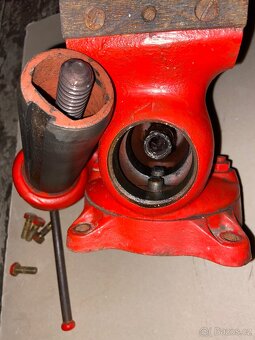 Svěrák YORK 100 - 4