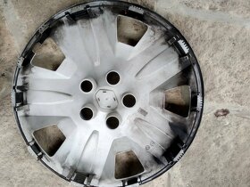 Poklice R17 /2 ks/ Renault - 4