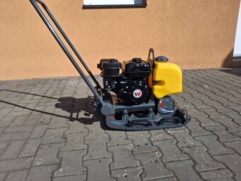 Prodám vibrační desku Wacker Neuson BPS1550Gw - 4