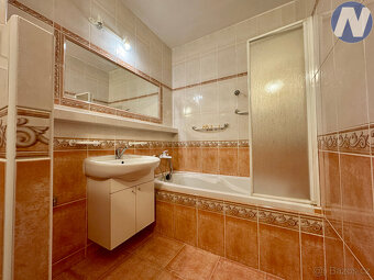 Pronájem bytu 2+1 63 m2 na Sídlišti Míru, Volary - 4