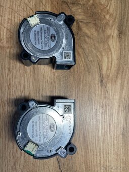 Nový orginál ventilátor světlometu na audi - 4
