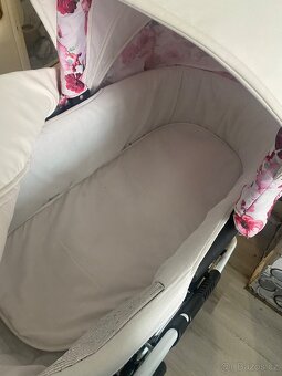 Prodám krásný kočárek babylux - 4