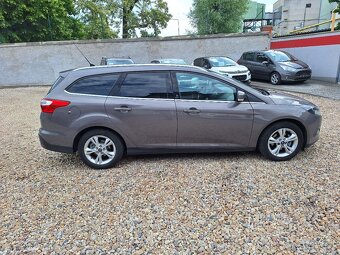 Ford Focus 1.0 E.B.74KW Servisní kniha, Kombi - 4