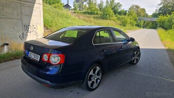 VW Jetta TDI - 4