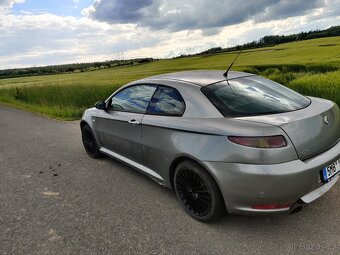 Alfa Romeo GT - 4