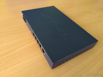 TP-LINK SafeStream™ Gigabit Broadband VPN Router TL-R600VPN - 4
