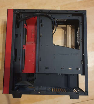 NZXT S340 Mid-Tower červená (bez bočnic) - 4