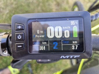 Krosové elektrokolo Cross s cyklo sedačkou pro ditě - 4
