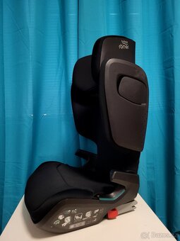 Úzká Britax Römer Kidfix M i-size 15-36kg Cosmos black - 4