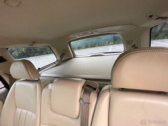 Volvo XC90 D5 AWD – 7 míst, nafta, spolehlivý vůz - 4