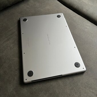 MacBook Pro 14" 2021 M1 Pro / 16GB / 512GB - 4